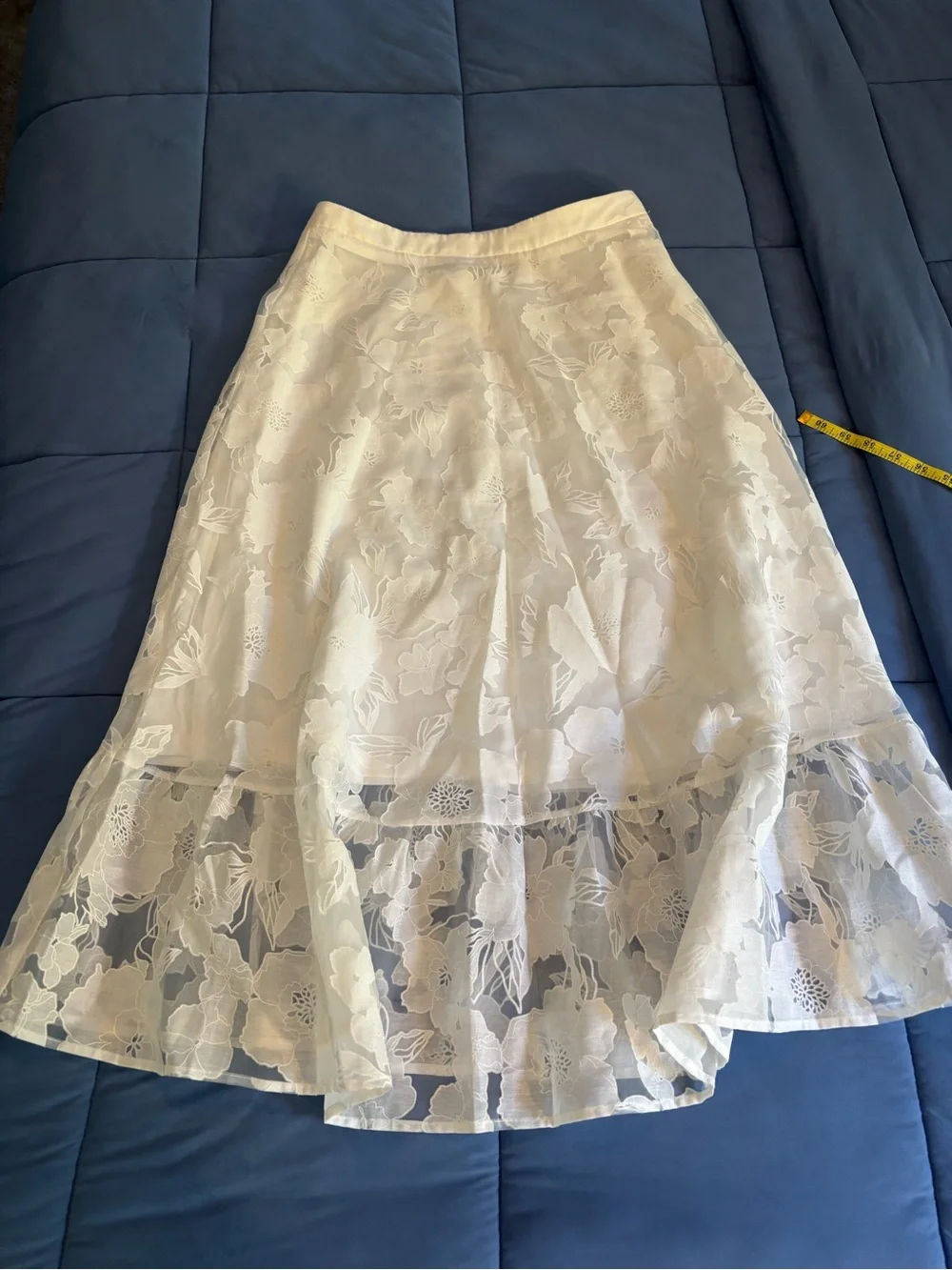 White Lace A-Line Midi Skirt Lulus size Medium